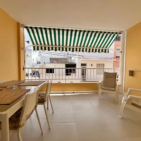 Vv Escala * Puerto De Naos